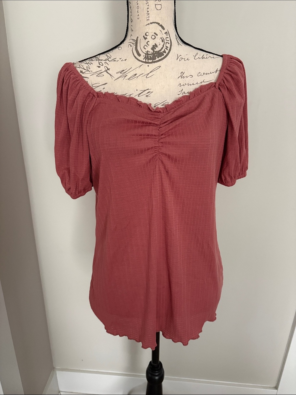 Status By Chenault Large Ruched Off-Shoulder Short Sleeve Blouse - Dusty Rose